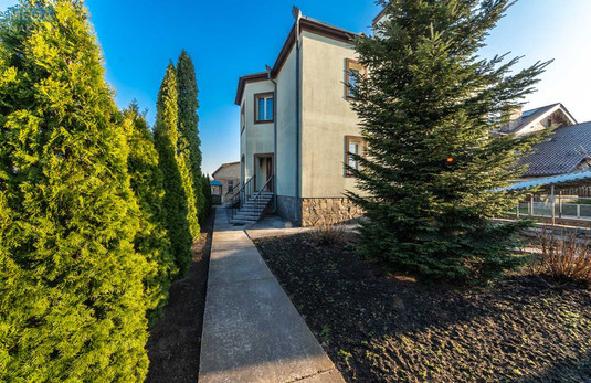 Продаж дома, 2&nbsp;поверху, 263&nbsp;кв.м, 6&nbsp;кімнат, ділянка 10&nbsp;соток, <a class="location-link" href="/vyshgorod/" title="Недвижимость Вишгород">Вишгород</a>, Спаська (изображение 3)