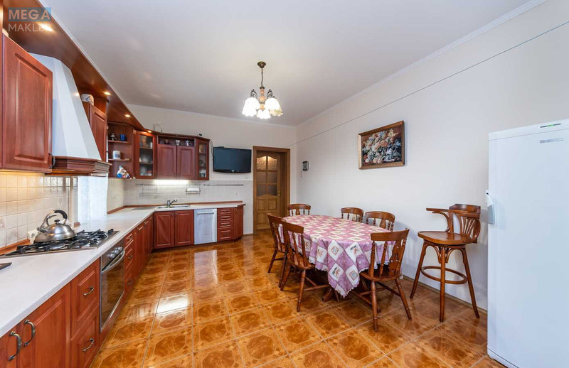 Продаж дома, 2&nbsp;поверху, 263&nbsp;кв.м, 6&nbsp;кімнат, ділянка 10&nbsp;соток, <a class="location-link" href="/vyshgorod/" title="Недвижимость Вишгород">Вишгород</a>, Спаська (изображение 7)