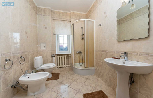 Продаж дома, 2&nbsp;поверху, 263&nbsp;кв.м, 6&nbsp;кімнат, ділянка 10&nbsp;соток, <a class="location-link" href="/vyshgorod/" title="Недвижимость Вишгород">Вишгород</a>, Спаська (изображение 11)