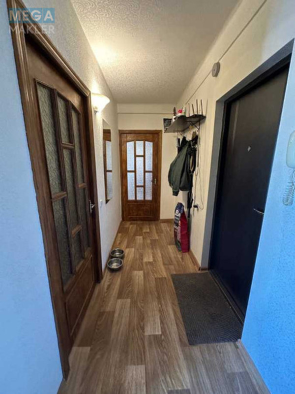 Продаж 3 кімнатної квартири (56/39,5/7), 8 пов. 9 пов. будинку, <a class="location-link" href="/kiev/" title="Недвижимость Київ">Київ</a>, <a class="location-link" href="/kiev/shevchenkovskij/" title="Недвижимость Шевченківський район">Шевченківський р-н</a>, Марка Безручко ул., 23а (изображение 4)