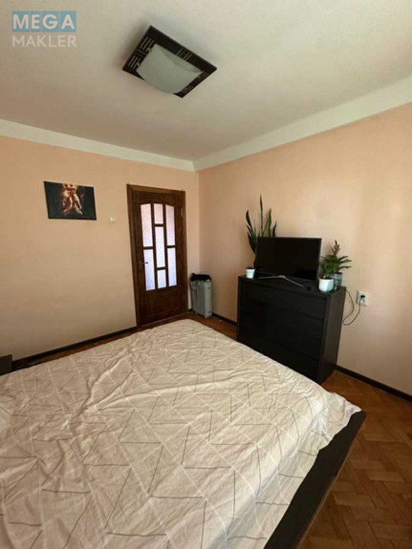 Продаж 3 кімнатної квартири (56/39,5/7), 8 пов. 9 пов. будинку, <a class="location-link" href="/kiev/" title="Недвижимость Київ">Київ</a>, <a class="location-link" href="/kiev/shevchenkovskij/" title="Недвижимость Шевченківський район">Шевченківський р-н</a>, Марка Безручко ул., 23а (изображение 7)