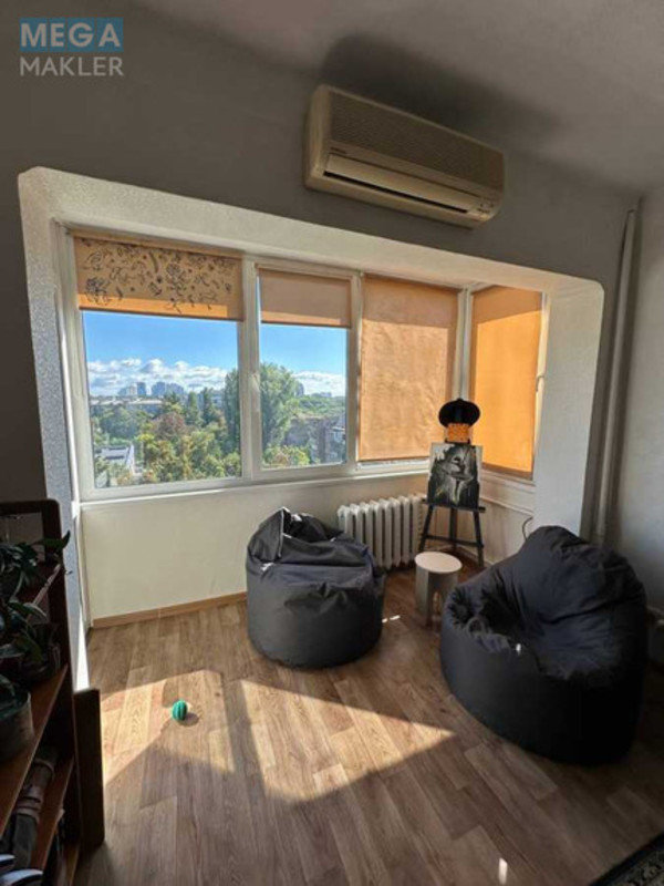 Продаж 3 кімнатної квартири (56/39,5/7), 8 пов. 9 пов. будинку, <a class="location-link" href="/kiev/" title="Недвижимость Київ">Київ</a>, <a class="location-link" href="/kiev/shevchenkovskij/" title="Недвижимость Шевченківський район">Шевченківський р-н</a>, Марка Безручко ул., 23а (изображение 9)