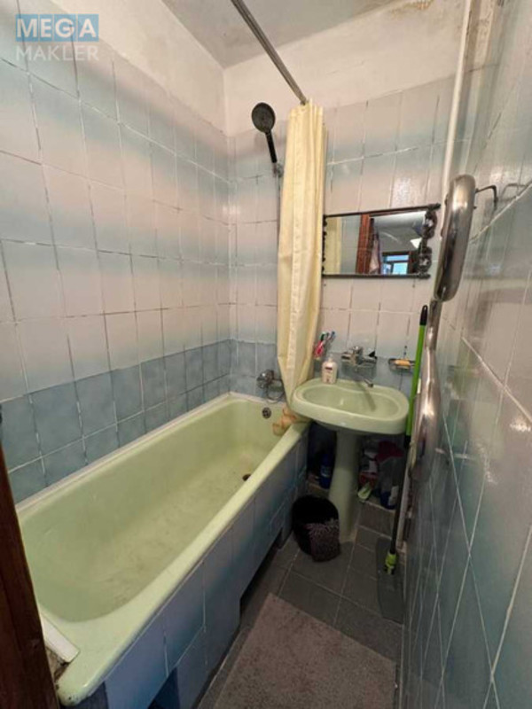 Продаж 3 кімнатної квартири (56/39,5/7), 8 пов. 9 пов. будинку, <a class="location-link" href="/kiev/" title="Недвижимость Київ">Київ</a>, <a class="location-link" href="/kiev/shevchenkovskij/" title="Недвижимость Шевченківський район">Шевченківський р-н</a>, Марка Безручко ул., 23а (изображение 13)