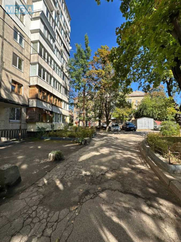 Продаж 3 кімнатної квартири (56/39,5/7), 8 пов. 9 пов. будинку, <a class="location-link" href="/kiev/" title="Недвижимость Київ">Київ</a>, <a class="location-link" href="/kiev/shevchenkovskij/" title="Недвижимость Шевченківський район">Шевченківський р-н</a>, Марка Безручко ул., 23а (изображение 18)