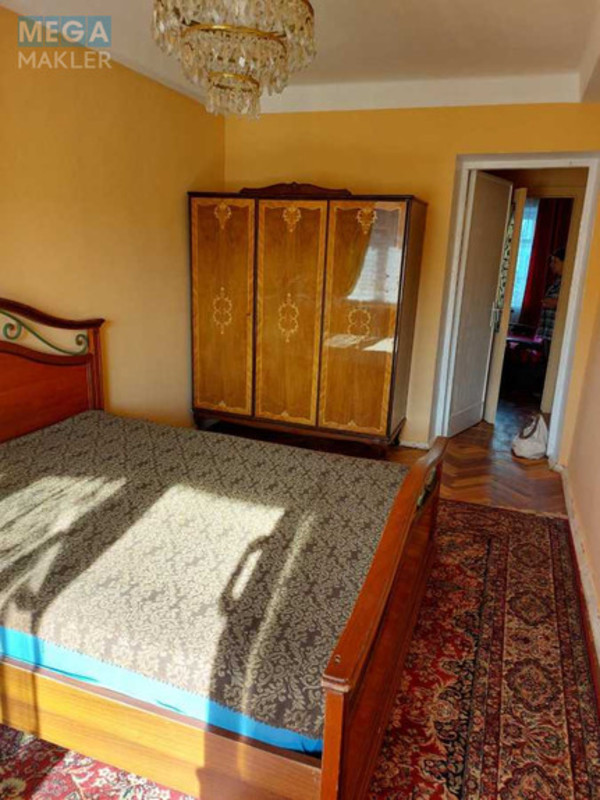 Продаж 3 кімнатної квартири (60/44/6), 3 пов. 9 пов. будинку, <a class="location-link" href="/kiev/" title="Недвижимость Київ">Київ</a>, <a class="location-link" href="/kiev/podolskij/" title="Недвижимость Подільський район">Подільський р-н</a>, Кирилівська вул., 122/1 (изображение 4)