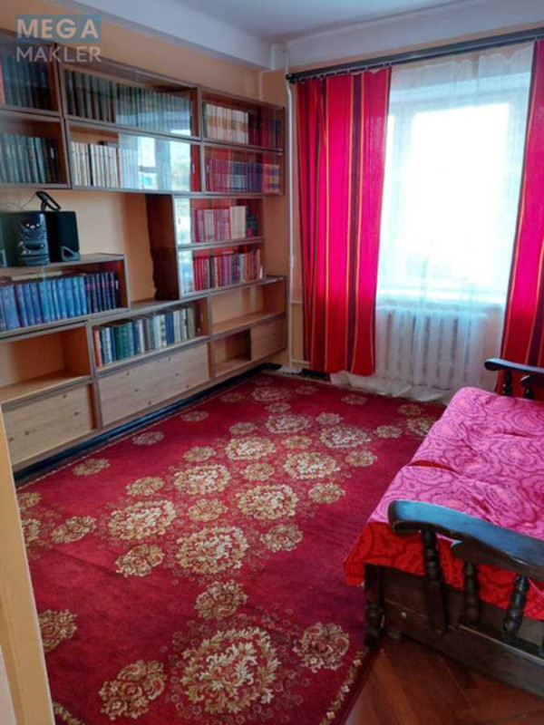 Продаж 3 кімнатної квартири (60/44/6), 3 пов. 9 пов. будинку, <a class="location-link" href="/kiev/" title="Недвижимость Київ">Київ</a>, <a class="location-link" href="/kiev/podolskij/" title="Недвижимость Подільський район">Подільський р-н</a>, Кирилівська вул., 122/1 (изображение 5)