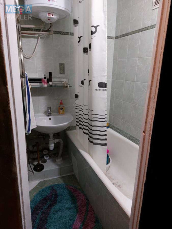 Продаж 3 кімнатної квартири (60/44/6), 3 пов. 9 пов. будинку, <a class="location-link" href="/kiev/" title="Недвижимость Київ">Київ</a>, <a class="location-link" href="/kiev/podolskij/" title="Недвижимость Подільський район">Подільський р-н</a>, Кирилівська вул., 122/1 (изображение 9)