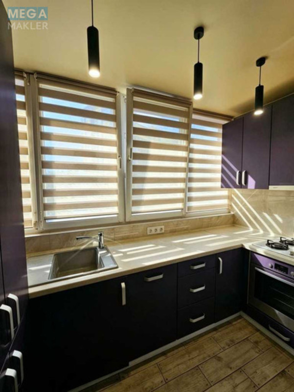 Продаж 2 кімнатної квартири (66/33/20), 1 пов. 10 пов. будинку, <a class="location-link" href="/sofievskaya-borshagovka/" title="Недвижимость Софіївська Борщагівка">Софіївська Борщагівка</a>, Яблунева, 9 (изображение 2)
