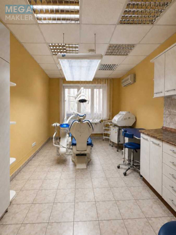 Продаж комерційної нерухомості, 72&nbsp;кв.м, <a class="location-link" href="/chernigov/" title="Недвижимость Чернігів">Чернігів</a>, <a class="location-link" href="/chernigov/novozavodskiy/" title="Недвижимость Новозаводський район">Новозаводський р-н</a>, Незалежності, 56 (изображение 13)