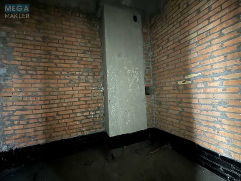 Продаж 2 кімнатної квартири (82,9/?/22,1), 19 пов. 21 пов. будинку, <a class="location-link" href="/kiev/" title="Недвижимость Київ">Київ</a>, <a class="location-link" href="/kiev/pecherskij/" title="Недвижимость Печерський район">Печерський р-н</a>, Андрія Верхогляда вул. (изображение 13)