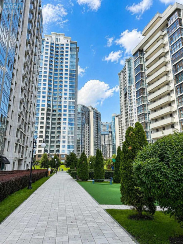 Продаж 2 кімнатної квартири (81/?/15,9), 3 пов. 24 пов. будинку, <a class="location-link" href="/kiev/" title="Недвижимость Київ">Київ</a>, <a class="location-link" href="/kiev/pecherskij/" title="Недвижимость Печерський район">Печерський р-н</a>, Андрія Верхогляда вул., 26 (изображение 13)