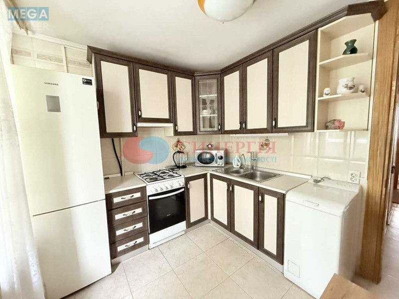 Продаж 3 кімнатної квартири (68/44/8), 5 пов. 16 пов. будинку, <a class="location-link" href="/kiev/" title="Недвижимость Київ">Київ</a>, <a class="location-link" href="/kiev/goloseevskij/" title="Недвижимость Голосіївський район">Голосіївський р-н</a>, Саксаганського вул., 56 (изображение 7)