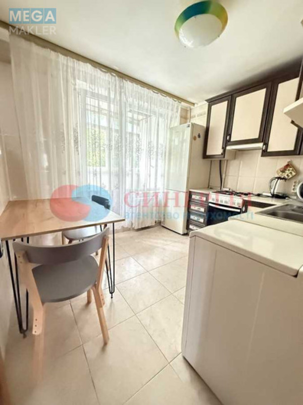 Продаж 3 кімнатної квартири (68/44/8), 5 пов. 16 пов. будинку, <a class="location-link" href="/kiev/" title="Недвижимость Київ">Київ</a>, <a class="location-link" href="/kiev/goloseevskij/" title="Недвижимость Голосіївський район">Голосіївський р-н</a>, Саксаганського вул., 56 (изображение 8)