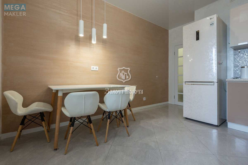 Продаж 2 кімнатної квартири (86,5/40/13), 9 пов. 26 пов. будинку, <a class="location-link" href="/kiev/" title="Недвижимость Київ">Київ</a>, <a class="location-link" href="/kiev/dneprovskij/" title="Недвижимость Дніпровський район">Дніпровський р-н</a>, Чорних Запорожців вул., 26а (изображение 6)