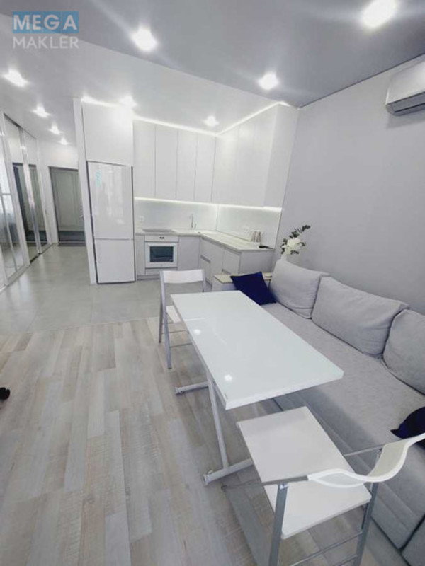 Оренда 1 кімнатної квартири, <a class="location-link" href="/kiev/" title="Недвижимость Київ">Київ</a>, <a class="location-link" href="/kiev/shevchenkovskij/" title="Недвижимость Шевченківський район">Шевченківський р-н</a>, Шолуденко ул., 1В (изображение 7)
