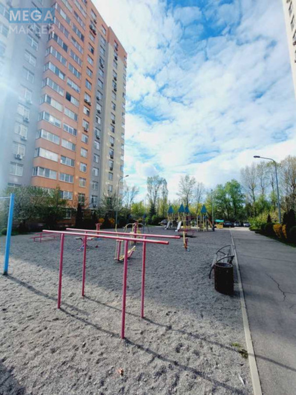 Продаж 1 кімнатної квартири (48/18/12), 11 пов. 16 пов. будинку, <a class="location-link" href="/kiev/" title="Недвижимость Київ">Київ</a>, <a class="location-link" href="/kiev/solomenskij/" title="Недвижимость Солом'янський район">Солом'янський р-н</a>, Любомира Гузара просп., 46Б (изображение 7)