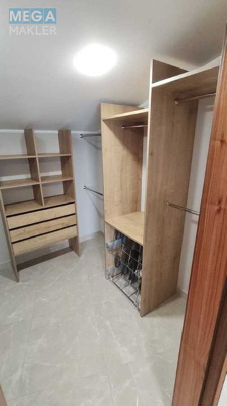 Оренда 2 кімнатної квартири, <a class="location-link" href="/lviv/" title="Недвижимость Львів">Львів</a>, <a class="location-link" href="/lviv/galickij/" title="Недвижимость Галицький район">Галицький р-н</a>, Пекарська (изображение 11)