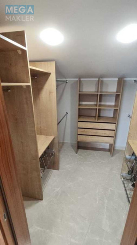 Оренда 2 кімнатної квартири, <a class="location-link" href="/lviv/" title="Недвижимость Львів">Львів</a>, <a class="location-link" href="/lviv/galickij/" title="Недвижимость Галицький район">Галицький р-н</a>, Пекарська (изображение 12)