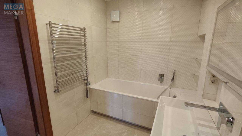 Оренда 2 кімнатної квартири, <a class="location-link" href="/lviv/" title="Недвижимость Львів">Львів</a>, <a class="location-link" href="/lviv/galickij/" title="Недвижимость Галицький район">Галицький р-н</a>, Пекарська (изображение 18)