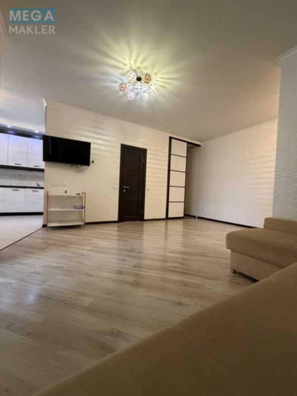 Продаж 1 кімнатної квартири (56/15/32), 11 пов. 24 пов. будинку, <a class="location-link" href="/kiev/" title="Недвижимость Київ">Київ</a>, <a class="location-link" href="/kiev/darnickij/" title="Недвижимость Дарницький район">Дарницький р-н</a>, Анни Ахматової вул., 22 (изображение 2)