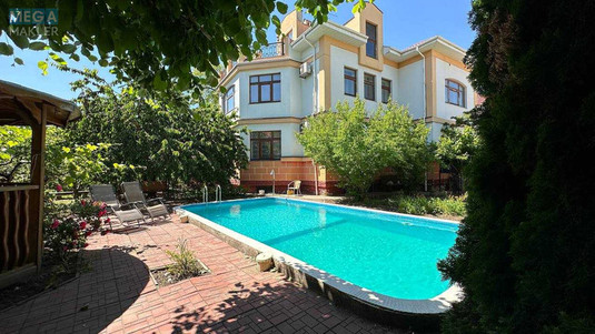 Оренда дома, <a class="location-link" href="/odessa/" title="Недвижимость Одеса">Одеса</a>, <a class="location-link" href="/odessa/primorskij/" title="Недвижимость Приморський район">Приморський р-н</a>, Баштанная, 2 (изображение 13)