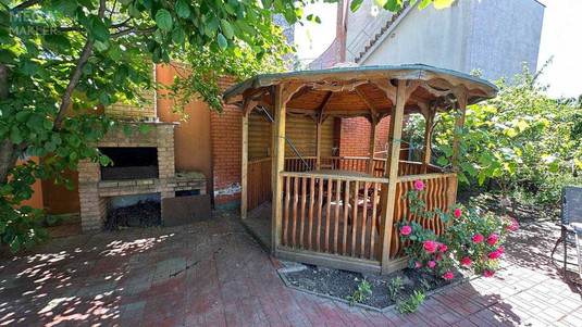 Оренда дома, <a class="location-link" href="/odessa/" title="Недвижимость Одеса">Одеса</a>, <a class="location-link" href="/odessa/primorskij/" title="Недвижимость Приморський район">Приморський р-н</a>, Баштанная, 2 (изображение 16)