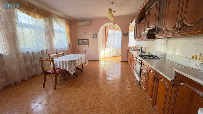 Оренда комерційної нерухомості, 460&nbsp;кв.м, под офис, <a class="location-link" href="/odessa/" title="Недвижимость Одеса">Одеса</a>, <a class="location-link" href="/odessa/primorskij/" title="Недвижимость Приморський район">Приморський р-н</a>, Баштанная, 2 (изображение 18)