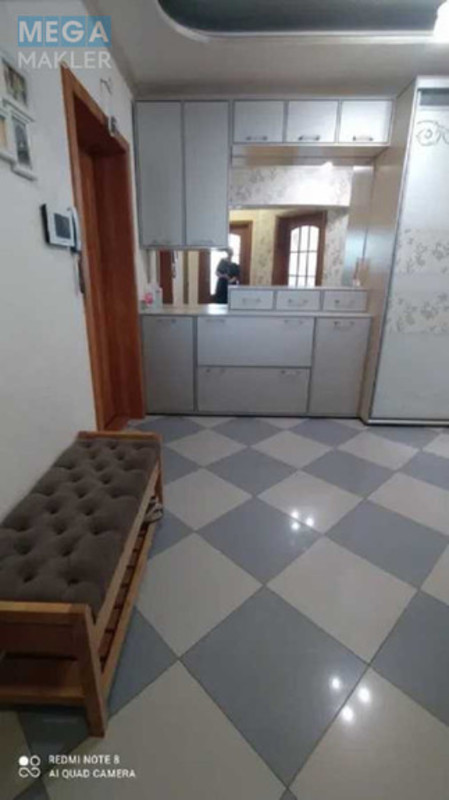 Оренда 3 кімнатної квартири, <a class="location-link" href="/kiev/" title="Недвижимость Київ">Київ</a>, <a class="location-link" href="/kiev/darnickij/" title="Недвижимость Дарницький район">Дарницький р-н</a>, Бориспольская ул., 6 (изображение 10)