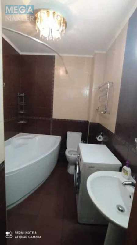 Оренда 3 кімнатної квартири, <a class="location-link" href="/kiev/" title="Недвижимость Київ">Київ</a>, <a class="location-link" href="/kiev/darnickij/" title="Недвижимость Дарницький район">Дарницький р-н</a>, Бориспольская ул., 6 (изображение 17)