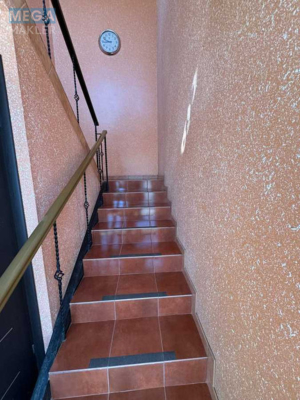 Продаж окремої будівлі/побудови, 408&nbsp;кв.м, <a class="location-link" href="/kiev/" title="Недвижимость Київ">Київ</a>, <a class="location-link" href="/kiev/podolskij/" title="Недвижимость Подільський район">Подільський р-н</a>, Сирецька вул., 52 (изображение 10)