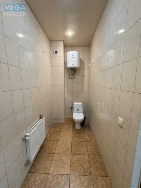 Продаж окремої будівлі/побудови, 408&nbsp;кв.м, <a class="location-link" href="/kiev/" title="Недвижимость Київ">Київ</a>, <a class="location-link" href="/kiev/podolskij/" title="Недвижимость Подільський район">Подільський р-н</a>, Сирецька вул., 52 (изображение 12)