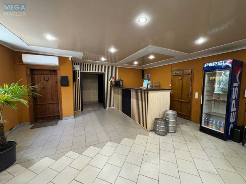 Продаж комерційної нерухомості, 94&nbsp;кв.м, <a class="location-link" href="/kiev/" title="Недвижимость Київ">Київ</a>, <a class="location-link" href="/kiev/svyatoshinskij/" title="Недвижимость Святошинський район">Святошинський р-н</a>, Картвелішвілі вул., 7/2 (изображение 2)