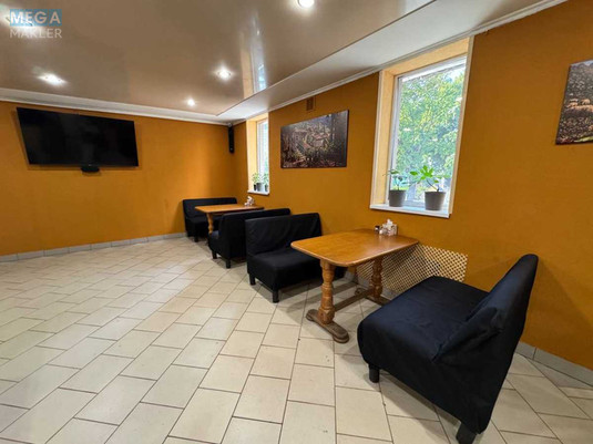 Продаж комерційної нерухомості, 94&nbsp;кв.м, <a class="location-link" href="/kiev/" title="Недвижимость Київ">Київ</a>, <a class="location-link" href="/kiev/svyatoshinskij/" title="Недвижимость Святошинський район">Святошинський р-н</a>, Картвелішвілі вул., 7/2 (изображение 3)