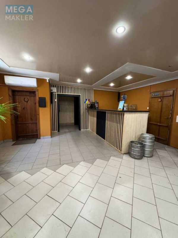 Продаж комерційної нерухомості, 94&nbsp;кв.м, <a class="location-link" href="/kiev/" title="Недвижимость Київ">Київ</a>, <a class="location-link" href="/kiev/svyatoshinskij/" title="Недвижимость Святошинський район">Святошинський р-н</a>, Картвелішвілі вул., 7/2 (изображение 7)