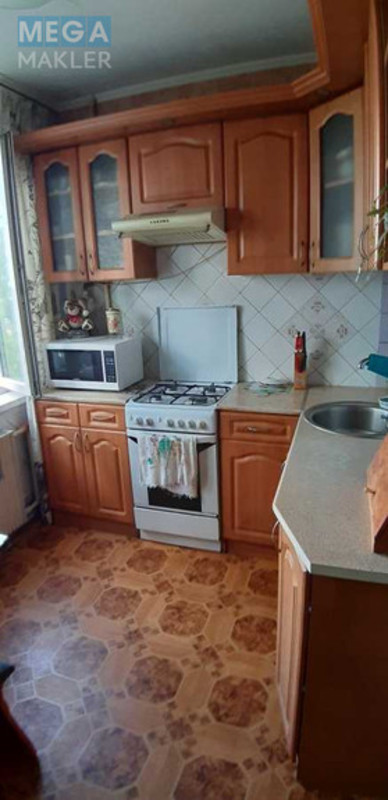 Оренда кімнати (підселення), <a class="location-link" href="/kiev/" title="Недвижимость Київ">Київ</a>, <a class="location-link" href="/kiev/obolonskij/" title="Недвижимость Оболонський район">Оболонський р-н</a>, Озерна вул., 28 (изображение 7)