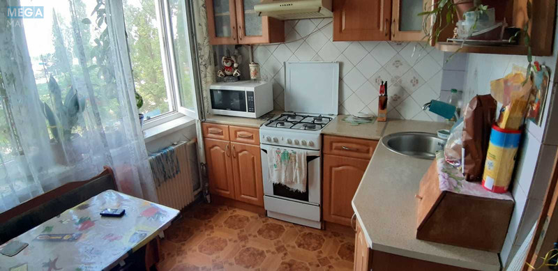 Оренда кімнати (підселення), <a class="location-link" href="/kiev/" title="Недвижимость Київ">Київ</a>, <a class="location-link" href="/kiev/obolonskij/" title="Недвижимость Оболонський район">Оболонський р-н</a>, Озерна вул., 28 (изображение 9)