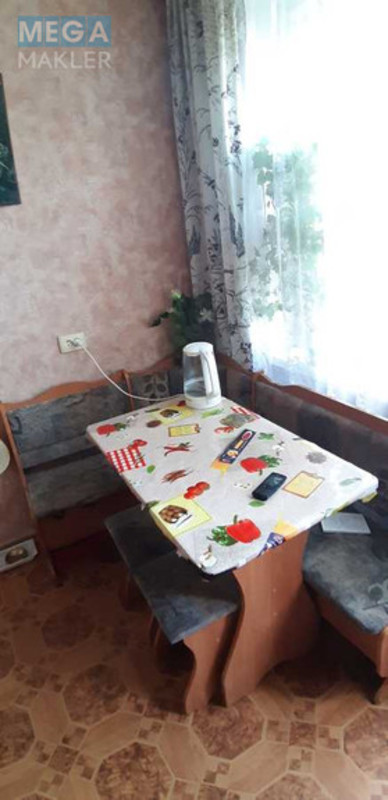 Оренда кімнати (підселення), <a class="location-link" href="/kiev/" title="Недвижимость Київ">Київ</a>, <a class="location-link" href="/kiev/obolonskij/" title="Недвижимость Оболонський район">Оболонський р-н</a>, Озерна вул., 28 (изображение 11)