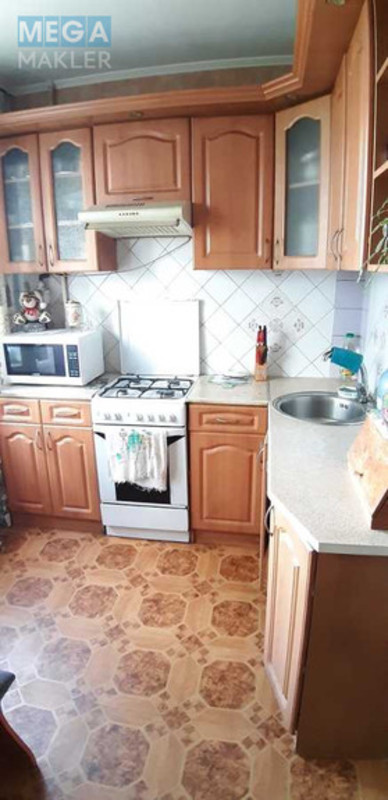 Оренда кімнати (підселення), <a class="location-link" href="/kiev/" title="Недвижимость Київ">Київ</a>, <a class="location-link" href="/kiev/obolonskij/" title="Недвижимость Оболонський район">Оболонський р-н</a>, Озерна вул., 28 (изображение 12)