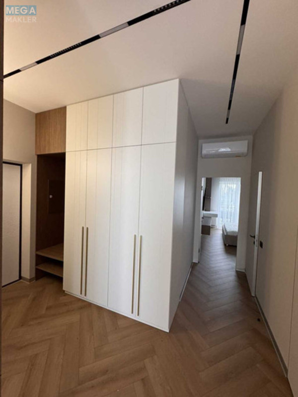 Продаж 2 кімнатної квартири (65/34/15), 3 пов. 5 пов. будинку, <a class="location-link" href="/kiev/" title="Недвижимость Київ">Київ</a>, <a class="location-link" href="/kiev/goloseevskij/" title="Недвижимость Голосіївський район">Голосіївський р-н</a>, Метрологическая ул., 31 (изображение 8)