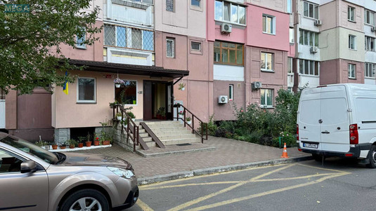 Оренда 1 кімнатної квартири, <a class="location-link" href="/kiev/" title="Недвижимость Київ">Київ</a>, <a class="location-link" href="/kiev/darnickij/" title="Недвижимость Дарницький район">Дарницький р-н</a>, Олени Пчілки вул., 4 (изображение 11)