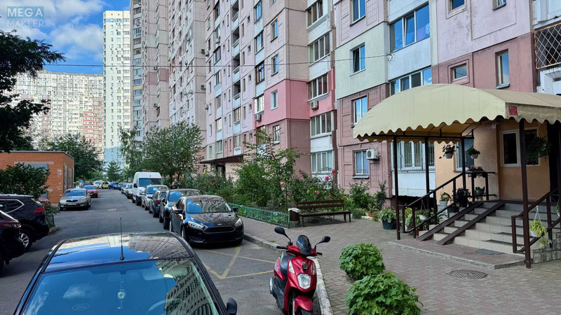 Оренда 1 кімнатної квартири, <a class="location-link" href="/kiev/" title="Недвижимость Київ">Київ</a>, <a class="location-link" href="/kiev/darnickij/" title="Недвижимость Дарницький район">Дарницький р-н</a>, Олени Пчілки вул., 4 (изображение 13)
