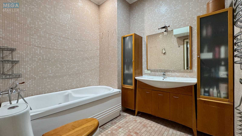 Продаж 4 кімнатної квартири (130/91/14), 1 пов. 10 пов. будинку, <a class="location-link" href="/kiev/" title="Недвижимость Київ">Київ</a>, <a class="location-link" href="/kiev/pecherskij/" title="Недвижимость Печерський район">Печерський р-н</a>, Михайла Грушевського вул. (изображение 11)