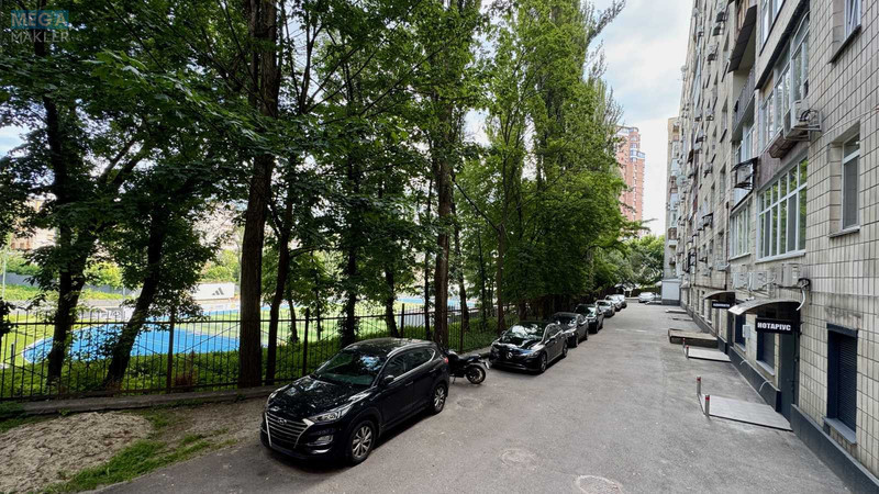 Продаж 4 кімнатної квартири (130/91/14), 1 пов. 10 пов. будинку, <a class="location-link" href="/kiev/" title="Недвижимость Київ">Київ</a>, <a class="location-link" href="/kiev/pecherskij/" title="Недвижимость Печерський район">Печерський р-н</a>, Михайла Грушевського вул. (изображение 17)
