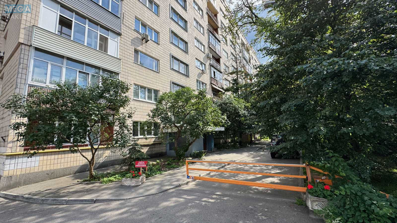 Продаж 4 кімнатної квартири (130/91/14), 1 пов. 10 пов. будинку, <a class="location-link" href="/kiev/" title="Недвижимость Київ">Київ</a>, <a class="location-link" href="/kiev/pecherskij/" title="Недвижимость Печерський район">Печерський р-н</a>, Михайла Грушевського вул. (изображение 18)