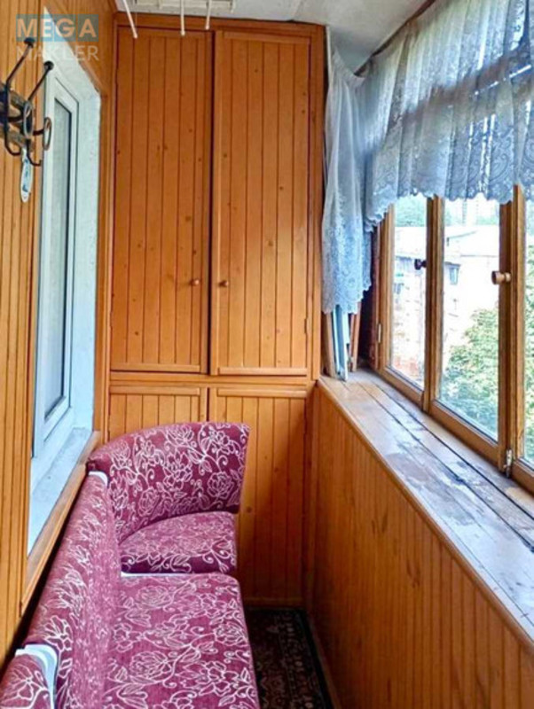Продаж 1 кімнатної квартири (42,4/18/7,6), 7 пов. 9 пов. будинку, <a class="location-link" href="/kiev/" title="Недвижимость Київ">Київ</a>, <a class="location-link" href="/kiev/solomenskij/" title="Недвижимость Солом'янський район">Солом'янський р-н</a>, Чубаря  просп., 38Б (изображение 3)