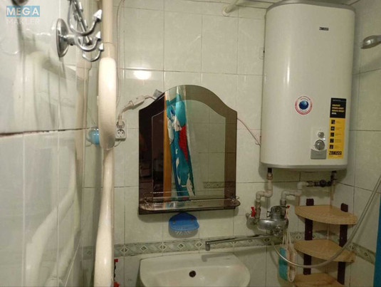 Продаж 1 кімнатної квартири (42,4/18/7,6), 7 пов. 9 пов. будинку, <a class="location-link" href="/kiev/" title="Недвижимость Київ">Київ</a>, <a class="location-link" href="/kiev/solomenskij/" title="Недвижимость Солом'янський район">Солом'янський р-н</a>, Чубаря  просп., 38Б (изображение 4)