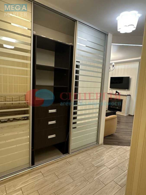 Оренда 4 кімнатні квартири, <a class="location-link" href="/kiev/" title="Недвижимость Київ">Київ</a>, <a class="location-link" href="/kiev/shevchenkovskij/" title="Недвижимость Шевченківський район">Шевченківський р-н</a>, Мельникова ул., 51Б (изображение 16)