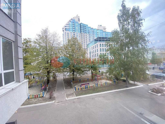 Оренда 4 кімнатні квартири, <a class="location-link" href="/kiev/" title="Недвижимость Київ">Київ</a>, <a class="location-link" href="/kiev/shevchenkovskij/" title="Недвижимость Шевченківський район">Шевченківський р-н</a>, Мельникова ул., 51Б (изображение 19)