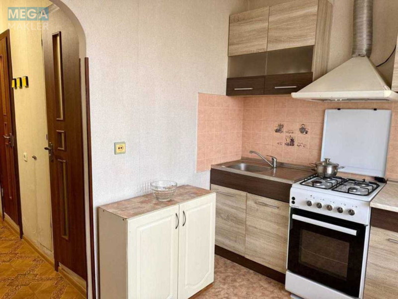 Продаж 1 кімнатної квартири (36,8/19/7,6), 7 пов. 9 пов. будинку, <a class="location-link" href="/kiev/" title="Недвижимость Київ">Київ</a>, <a class="location-link" href="/kiev/svyatoshinskij/" title="Недвижимость Святошинський район">Святошинський р-н</a>, Академика Ефремова ул., 15 (изображение 13)
