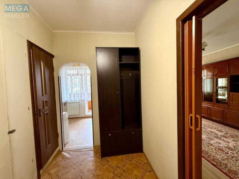 Продаж 1 кімнатної квартири (36,8/19/7,6), 7 пов. 9 пов. будинку, <a class="location-link" href="/kiev/" title="Недвижимость Київ">Київ</a>, <a class="location-link" href="/kiev/svyatoshinskij/" title="Недвижимость Святошинський район">Святошинський р-н</a>, Академика Ефремова ул., 15 (изображение 20)